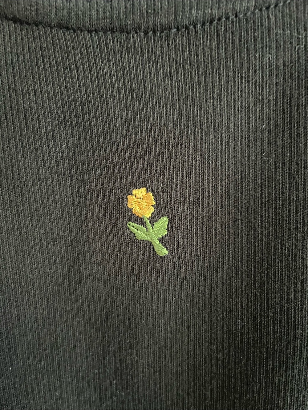 CAPACITY Vintage Black Embroidered Floral Tank Top 2X - Picture 4 of 7